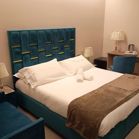 קטאניה B&B Suites&Rooms Piazza Dei Martiri מראה חיצוני תמונה